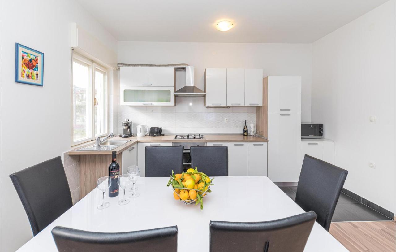 Nice Apartment In Kastel Stafilic With Sauna Kaštela Εξωτερικό φωτογραφία